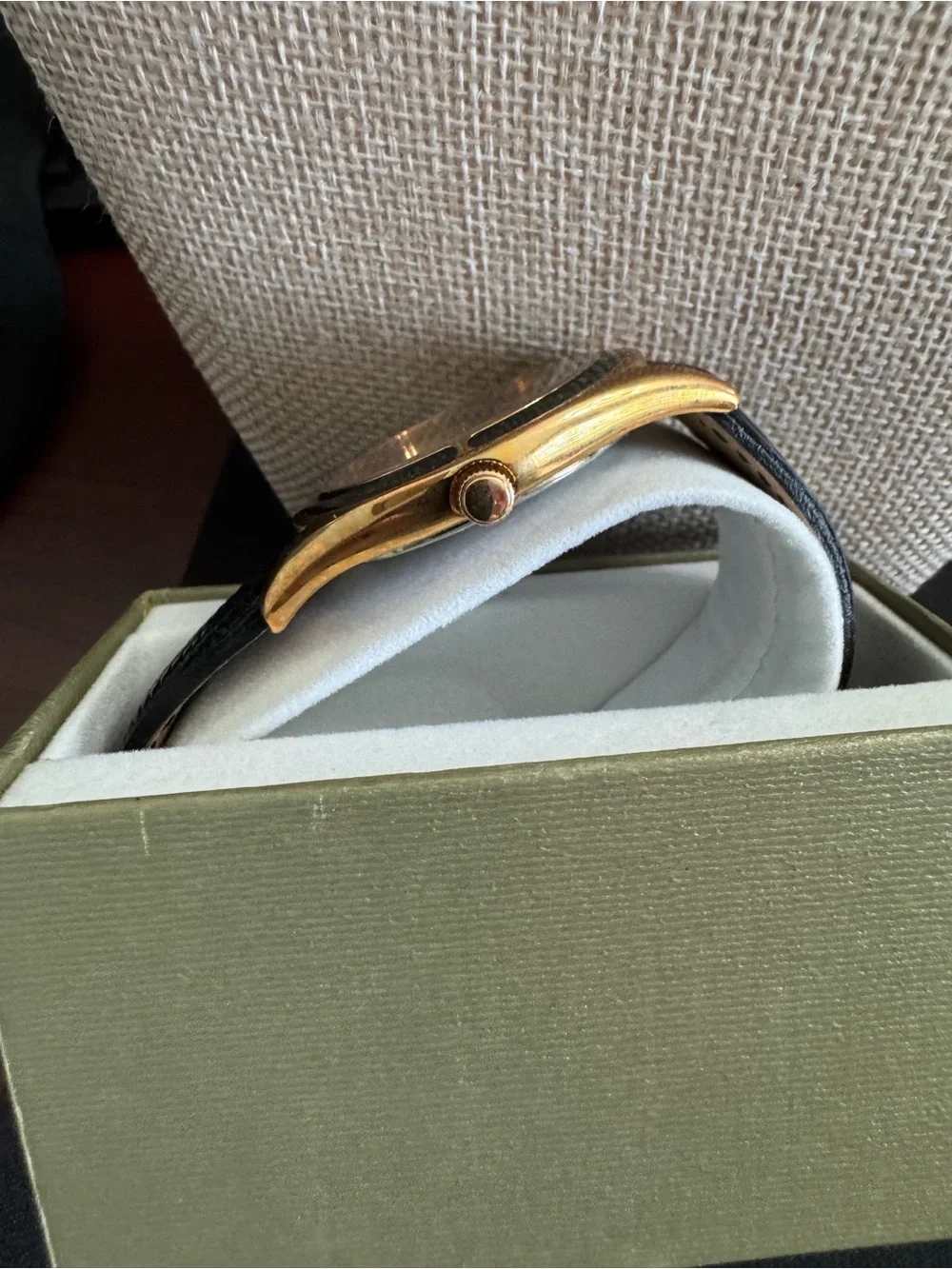 Honora Black Dial Bronze Gold Case Men/Women Dress Watch w/ Green Pearl Bezel